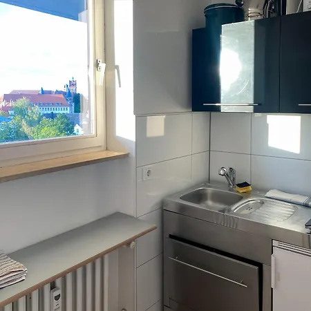 City-apartment, Zentral, Auf Zeit, Voll-ausgestattet Apartment *